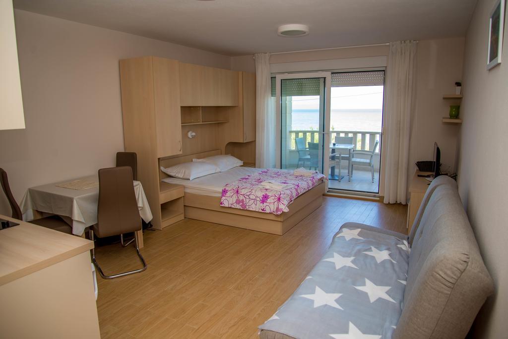 Waterfront Apartments - Tucepi Tučepi Exterior foto